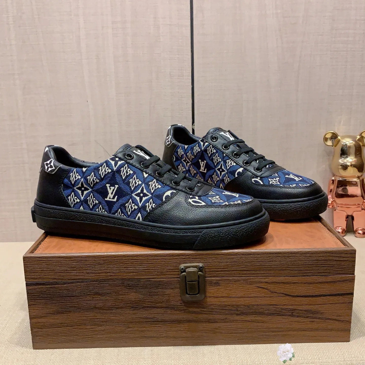 Men's Men's Shoes 💰400💰💰🎩🎩[Lightning][Lightning] "Lv*" Latest•hot style casual shoes, top brand [Seduce] luxury~purchase, top~quality. [Strong] The upper is made of imported breathable fabric with cowhide material ➕ breathable sheepskin feet (•) and fine workmanship. Original stylish and stylish soft rubber wear-resistant and non-slip outsole, light and comfortable on the feet, the real thing looks better when photographed, 0128: code: 38-44, 2️⃣ colors selected